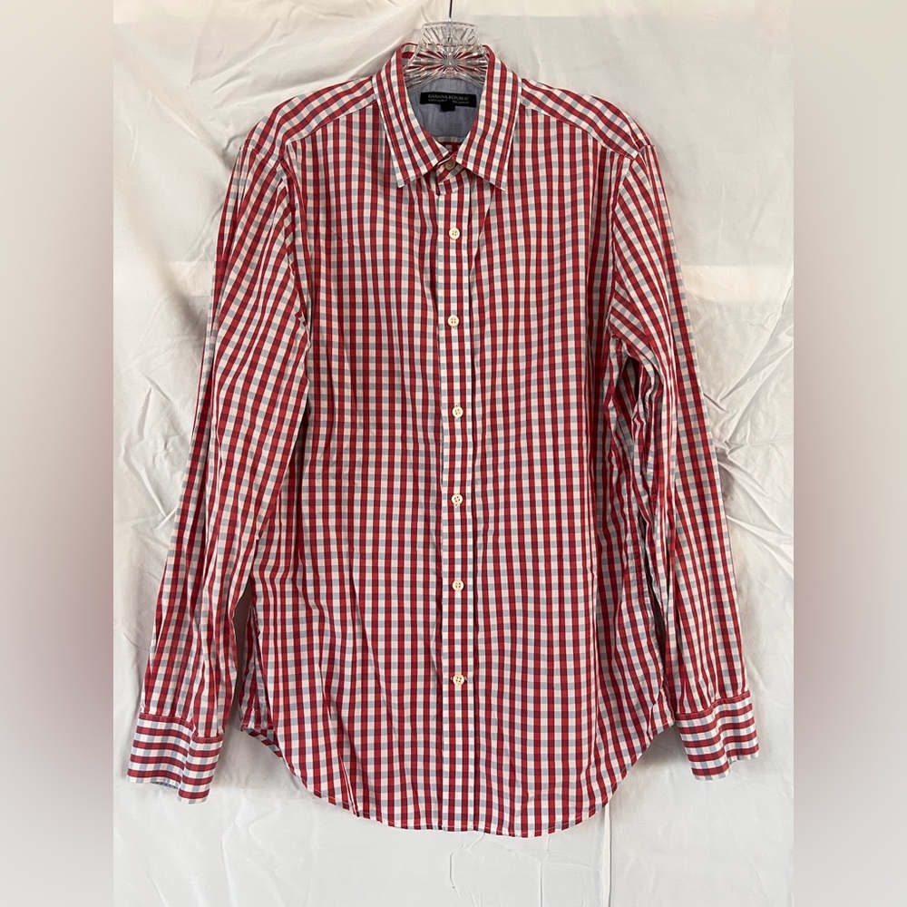 Banana Republic Red, White, and Blue Casual Checkered Button Down Shirt